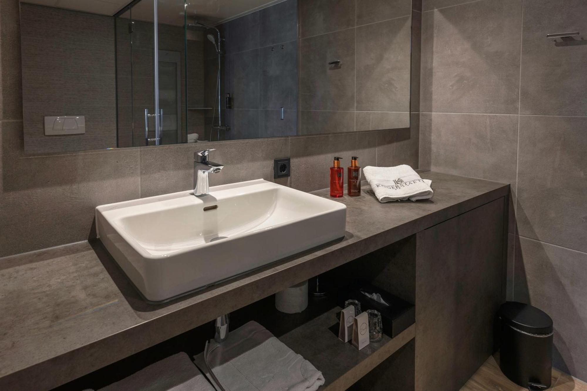 Hotel Kogerstaete Texel เดอ คุก ห้อง รูปภาพ